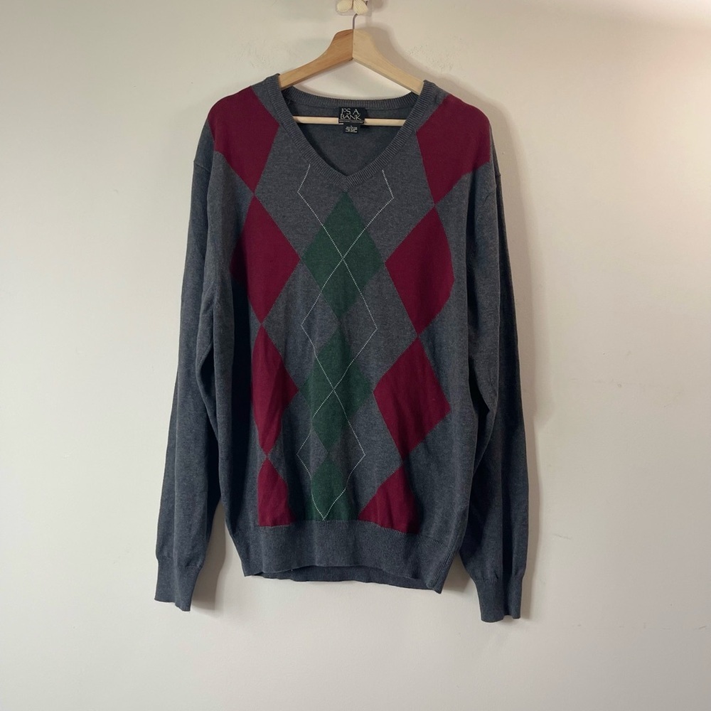 Jos. A. Bank Gray V-Neck Sweater with Red and Green Argyle - Picture 6 of 7